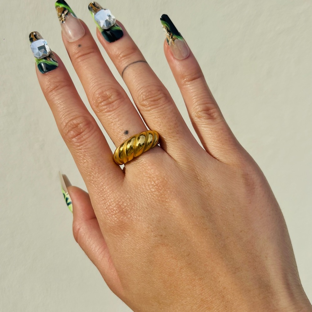 Croissant Dome Ring